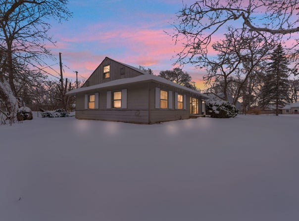 2310 Pinecrest Avenue, Ann Arbor, MI 48104