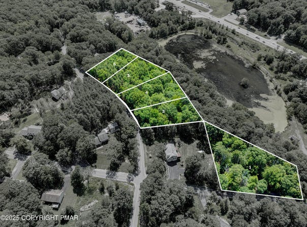 1 Spring Drive, Swiftwater, PA 18370
