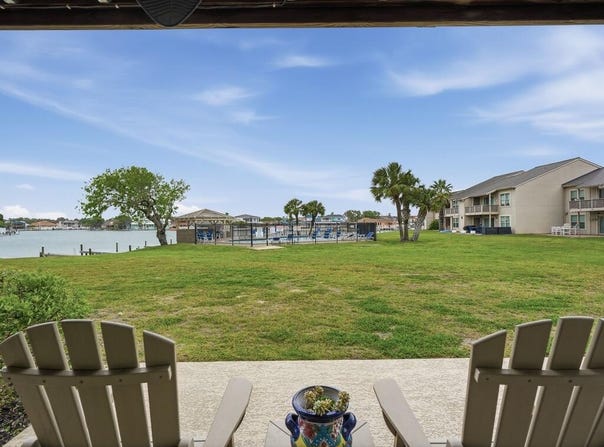 2404 Bayhouse, ROCKPORT, TX 78382