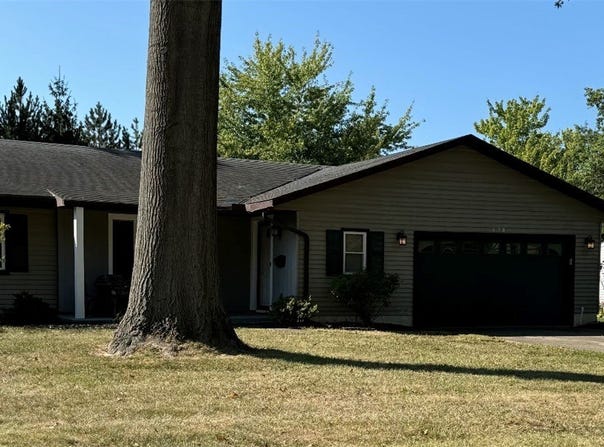 478 High Meadow Road, Amherst, OH 44001