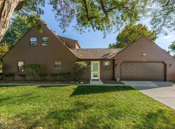 7815 Millerton Drive, Centerville, OH 45459