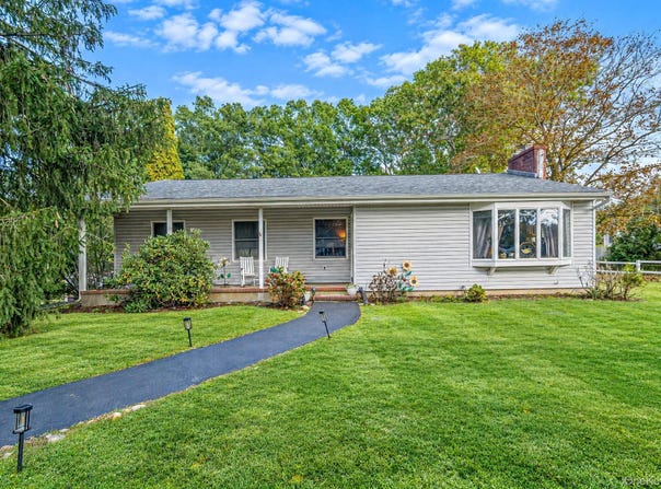 197 Rustic Road, Ronkonkoma, NY 11779
