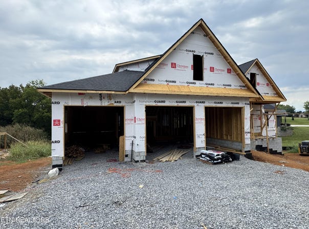 137 Itawa Tr, Vonore, TN 37885