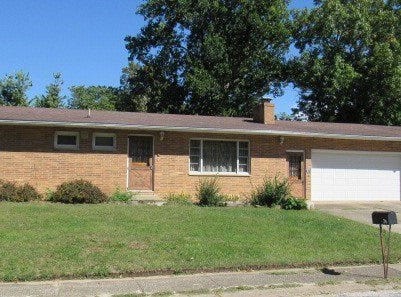 74 Hillcrest Drive, Clinton, IL 61727