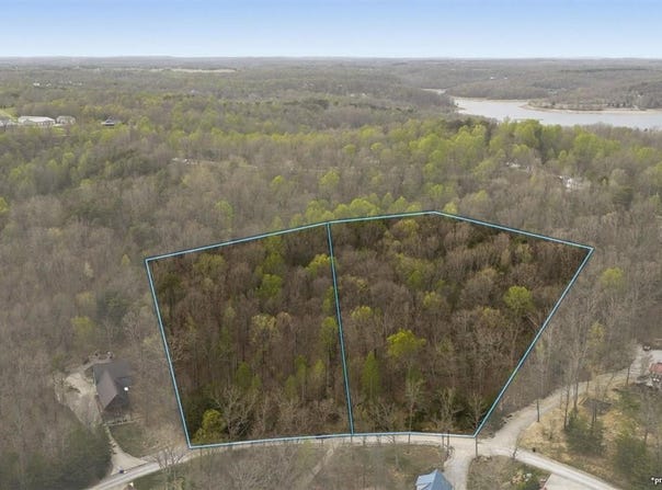 21 & 22 Cedar Point Road, Bee Spring, KY 42207