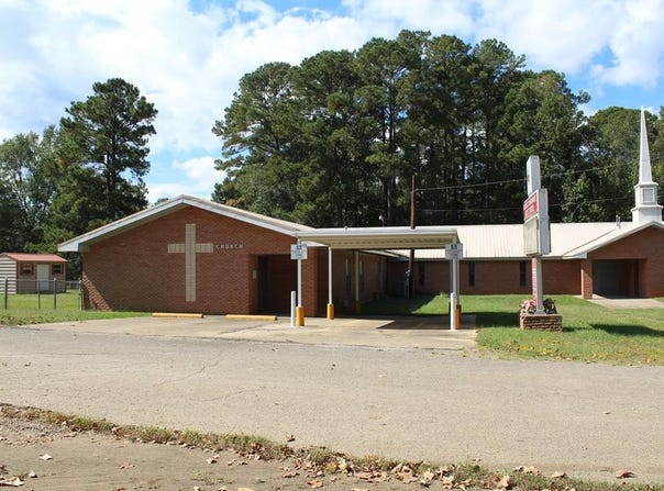 276 Texas Street, Hemphill, TX 75948