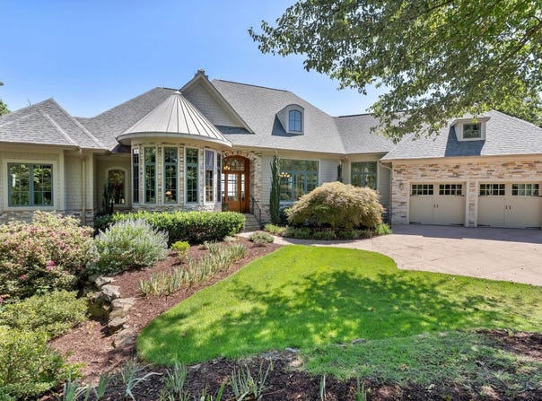 49 The Cliffs Parkway, Landrum, SC 29356