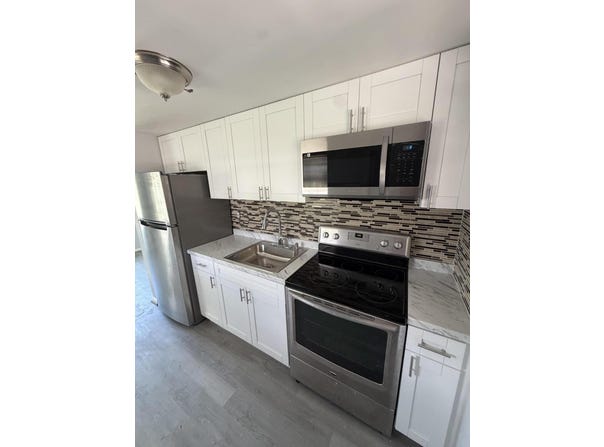1501 OSCEOLA Drive, Westgate, FL 33409