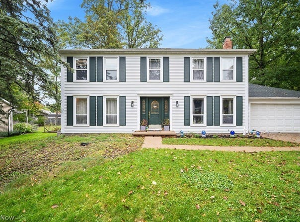 20710 Forestwood Drive, Strongsville, OH 44149