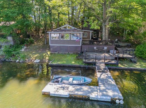 1616 Route 292, Holmes, NY 12531
