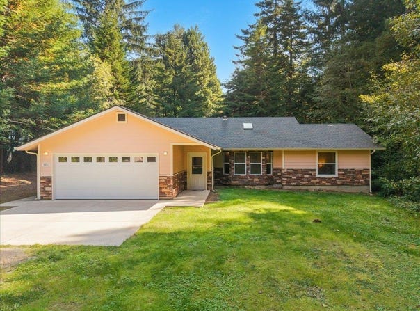 701 Park Place, Crescent City, CA 95531