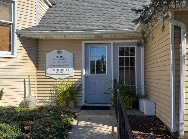 25 Main St, Sparta Twp., NJ 07871-1919