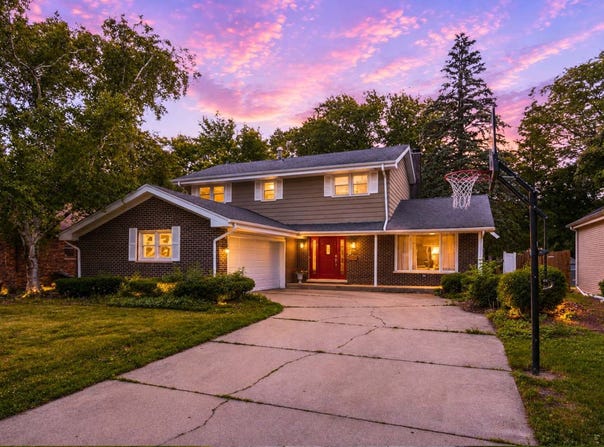 835 Maple Road, Flossmoor, IL 60422