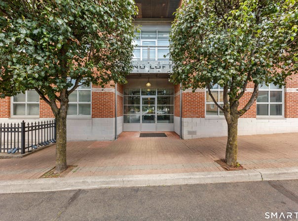 10 Ann Street, Norwalk, CT 06854