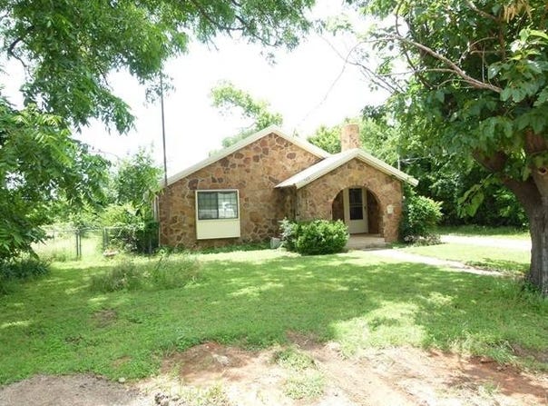 102 McDONALD DR., Early, TX 76802
