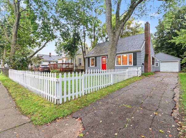 318 E Rouse Street, Lansing, MI 48910