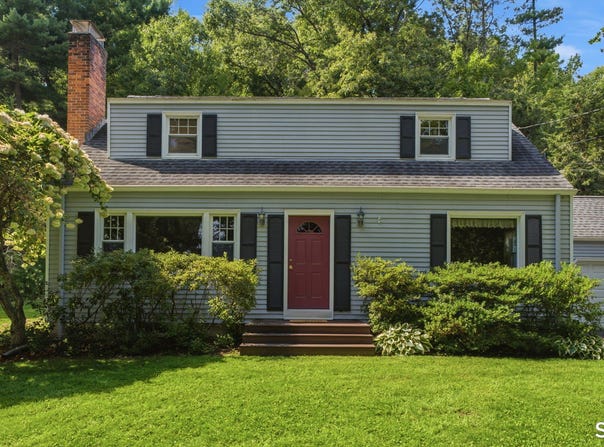 22 Trailsend Drive, Canton, CT 06019