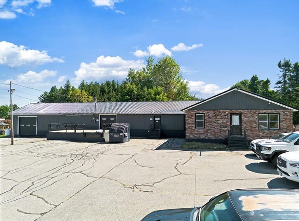 1475 Franklin Road, Jay, ME 04239
