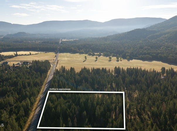 25517 N Hatch Rd, Athol, ID 83801