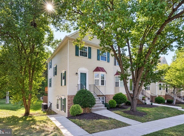 16324 TACONIC Circle, DUMFRIES, VA 22025