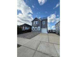 733 E Walnut Street, Long Beach, NY 11561