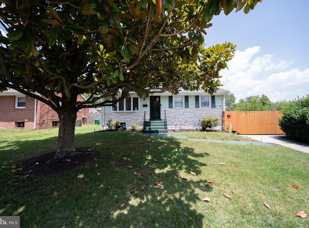 7126 E CEDAR Street, LANDOVER, MD 20785