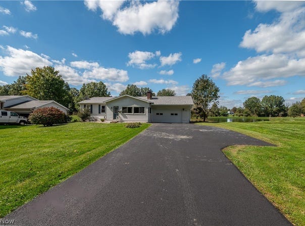 5369 Pierce Road, Warren, OH 44481