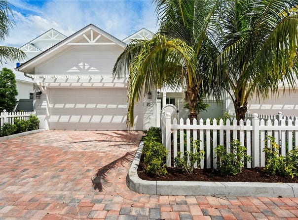 20 Strand Drive, Vero Beach, FL 32963