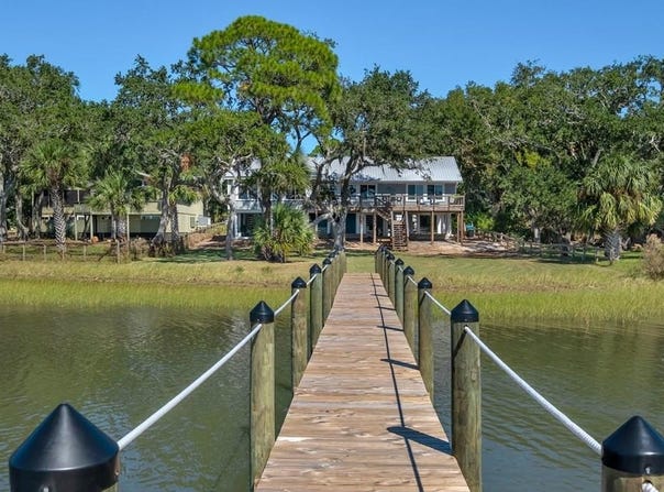 680 Alligator Dr, Alligator Point, FL 32346