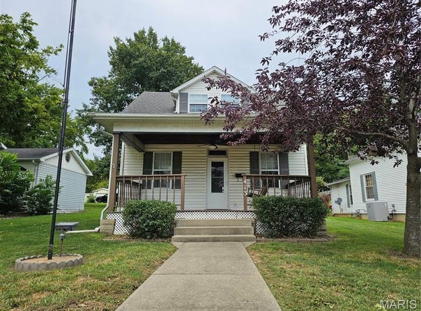413 E Broadway Street, Sparta, IL 62286