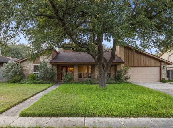 4227 Apple Tree Woods, San Antonio, TX 78249