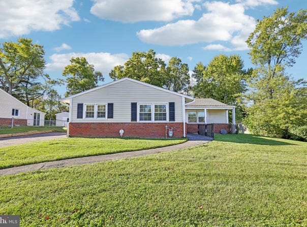 7121 CHAMBERLAIN Road, BALTIMORE, MD 21244