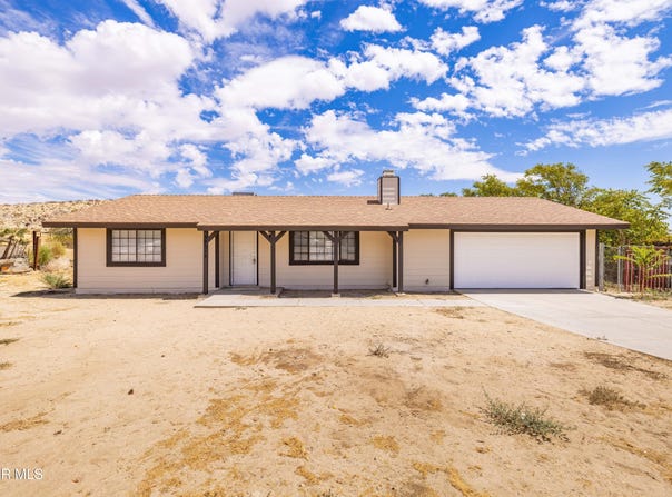 39514 E 167th Street, Palmdale, CA 93591
