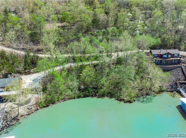 Poco Risco Court lot: #3, Roach, MO 65787