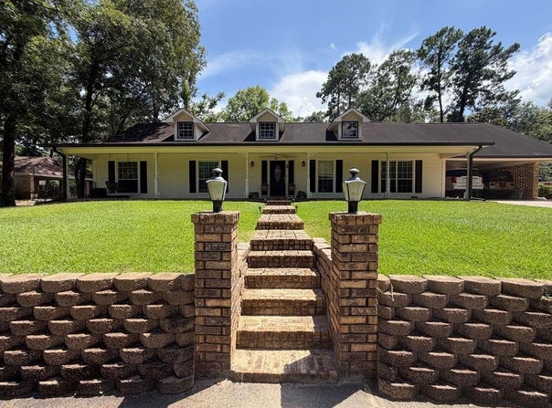 936 Hunterwood Drive, Jasper, TX 75951