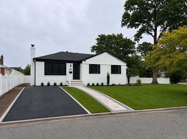 98 Beecher Road, North Babylon, NY 11703