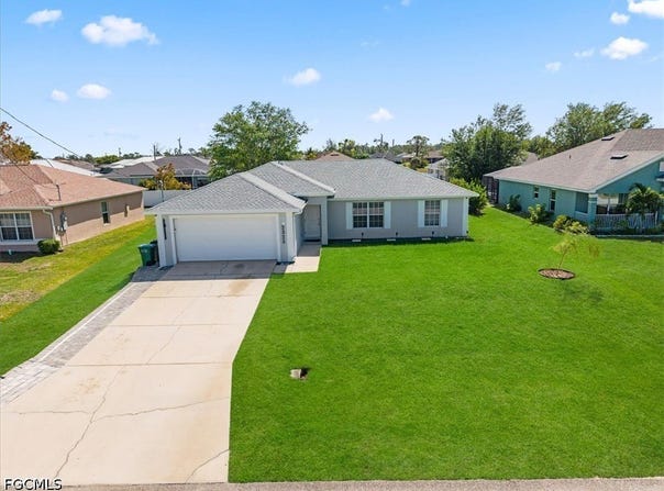 2525 NW 21st Avenue, Cape Coral, FL 33993