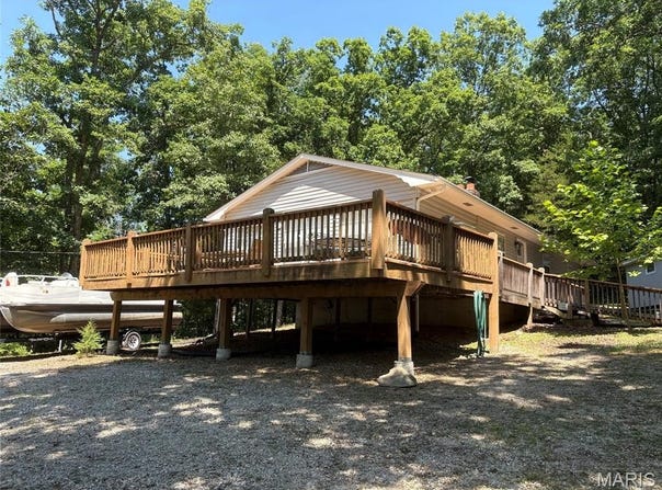20 Pinnacle Drive, New Florence, MO 63363
