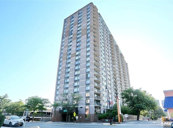 770 Anderson Avenue, Cliffside Park, NJ 07010