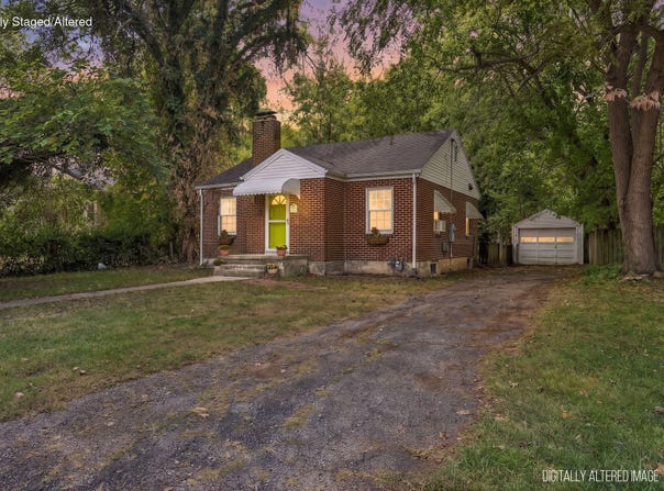 1858 E Grand Street, Springfield, MO 65804
