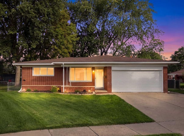 13203 Darryl Drive, Warren, MI 48088
