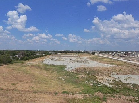 I -35 Highway, Gainesville, TX 76240