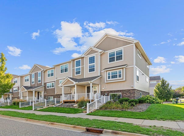 7561 Woods Edge Boulevard, Circle Pines, MN 55014