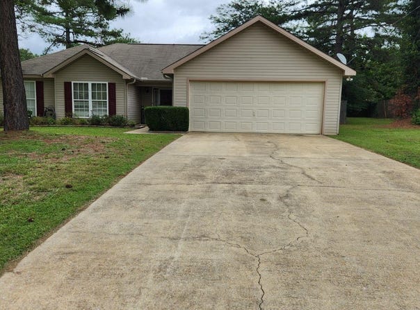 13844 ROANOKE DRIVE, COTTONDALE, AL 35453