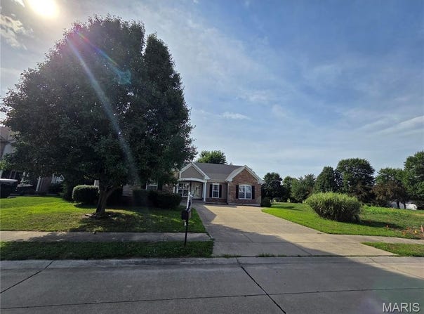 3406 Chippewa Drive, Belleville, IL 62221