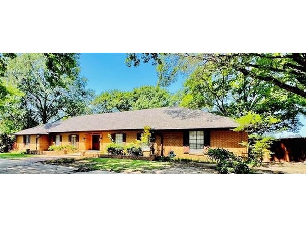 535 Sunset Drive SW, Ardmore, OK 73401