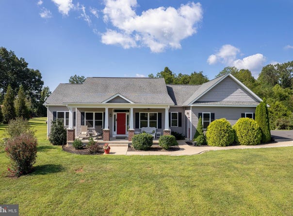 440 CHIMNEY Circle, MIDDLETOWN, VA 22645
