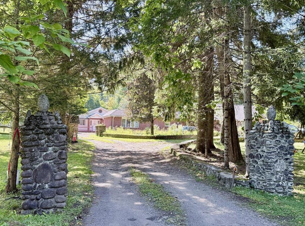 41 Kelder Highway, Olivebridge, NY 12461