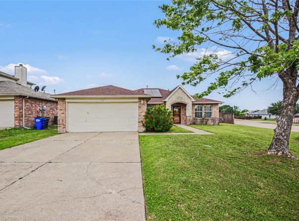 1005 Windsor Lane, Forney, TX 75126