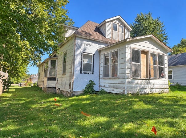 425 ARGYLE AVE S, Phillips, WI 54555